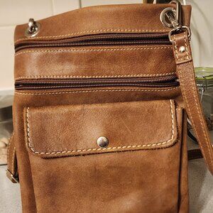 ROOTS Vintage Tribe leather crossbody